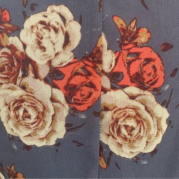 Grey Floral V-Neck Ruffled Dress with side Tie, Chiffon, size M - Picture 6 of 7